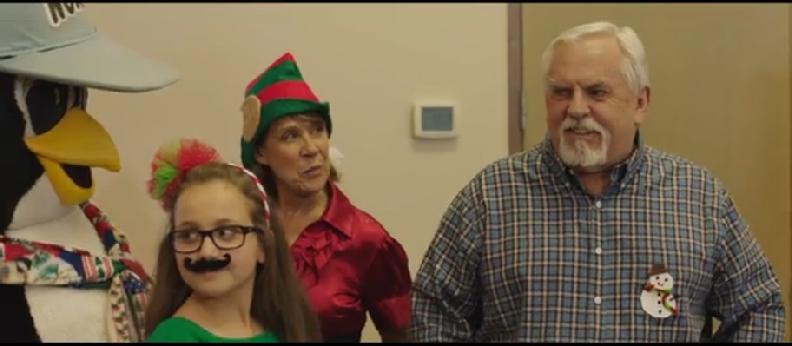 NORKY, JOHN RATZENBERGER, PUPPIES CHRISTMAS